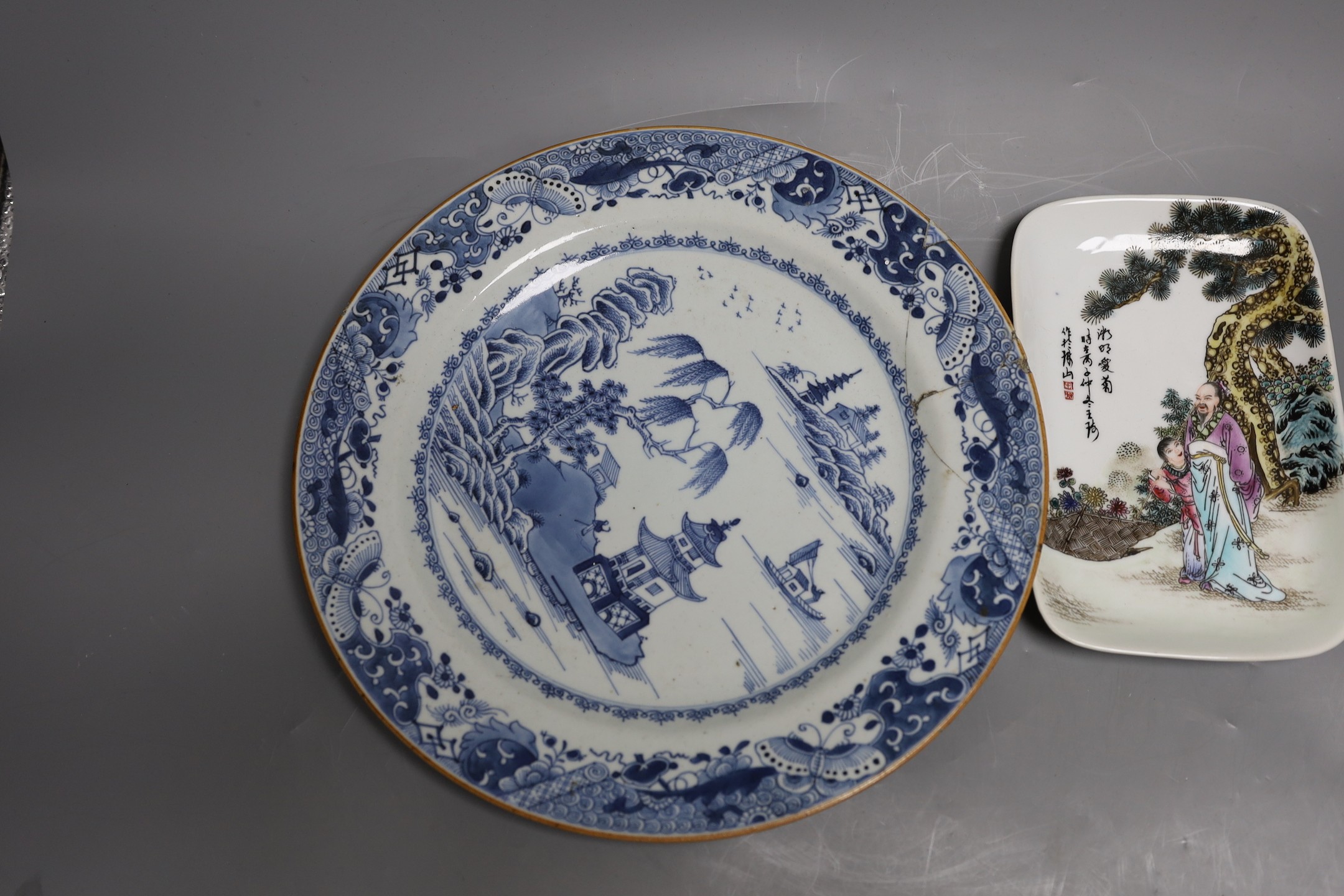 Four 18th / 19th century Chinese plates, and a later dish, largest plate 29cms diameter